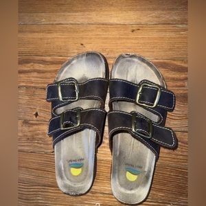 Women’s Buckle Slide Sandals